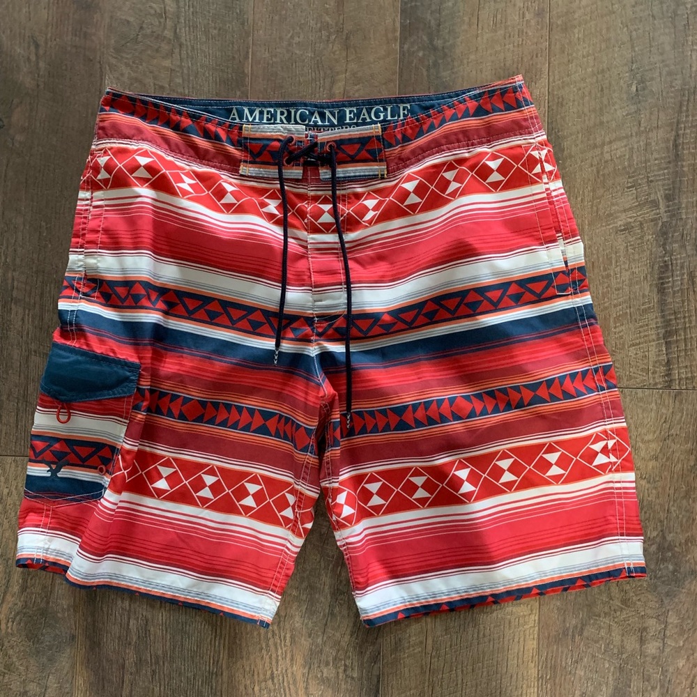 🦅American Eagle Outfitters Swim Trunks Men’s Sz L